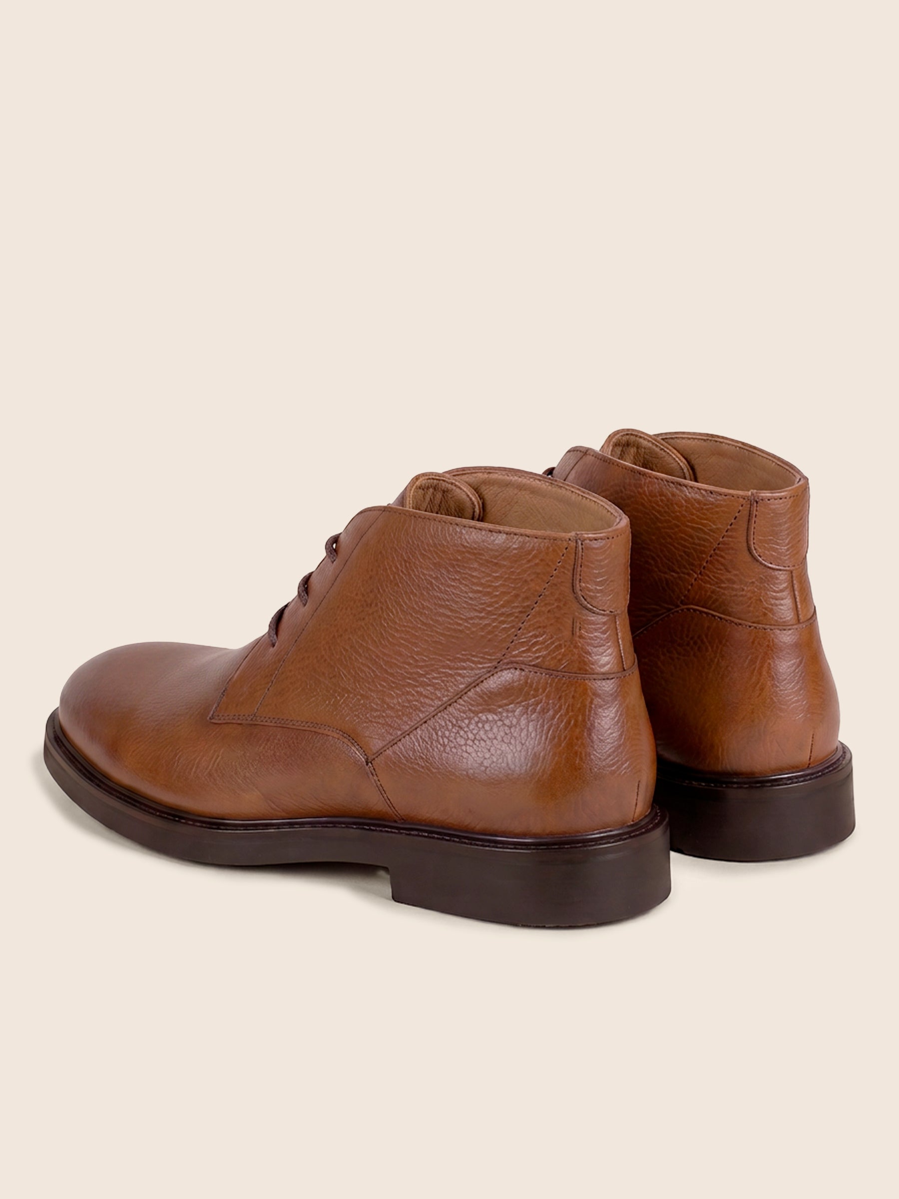 vue arriere desert boots gomme cuir graine cognac jules & jenn