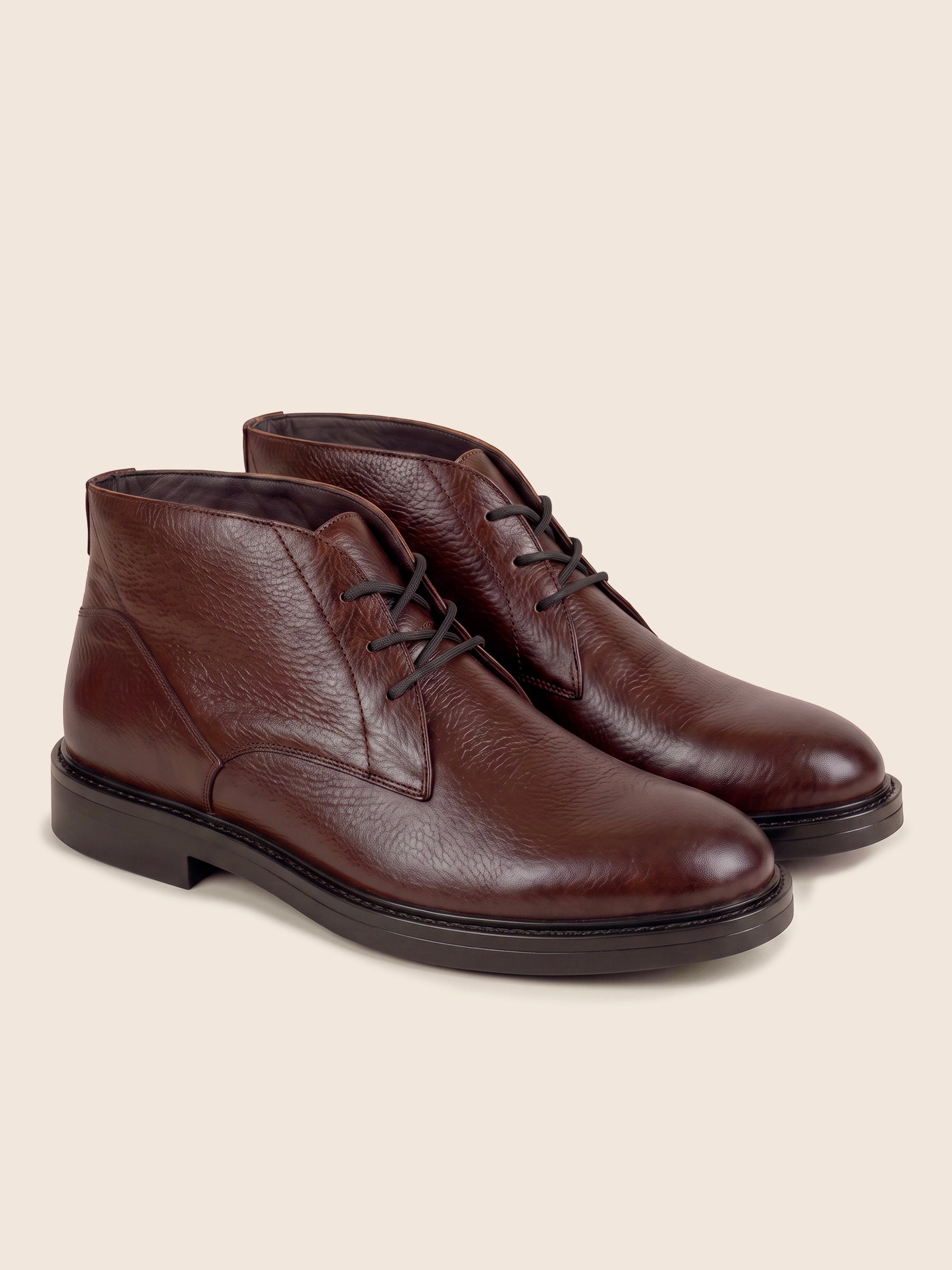 vue avant desert boots homme cuir graine marron jules & jenn