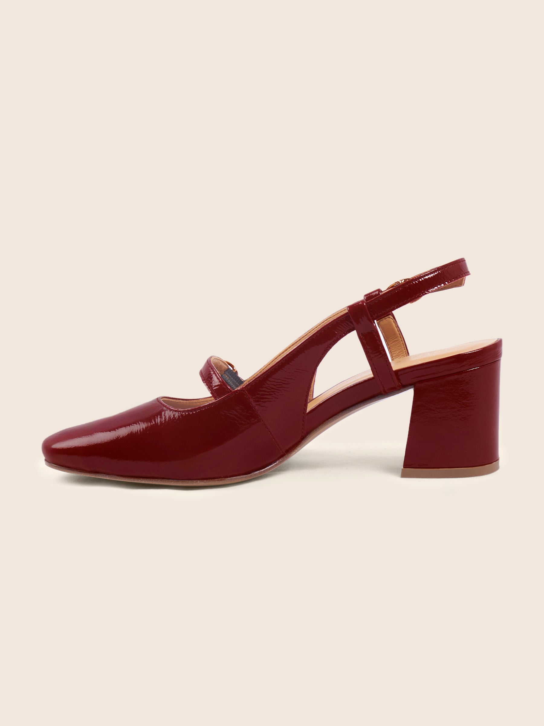 photo vue intérieure escarpins slingback cuir vernis bordeaux jules jenn