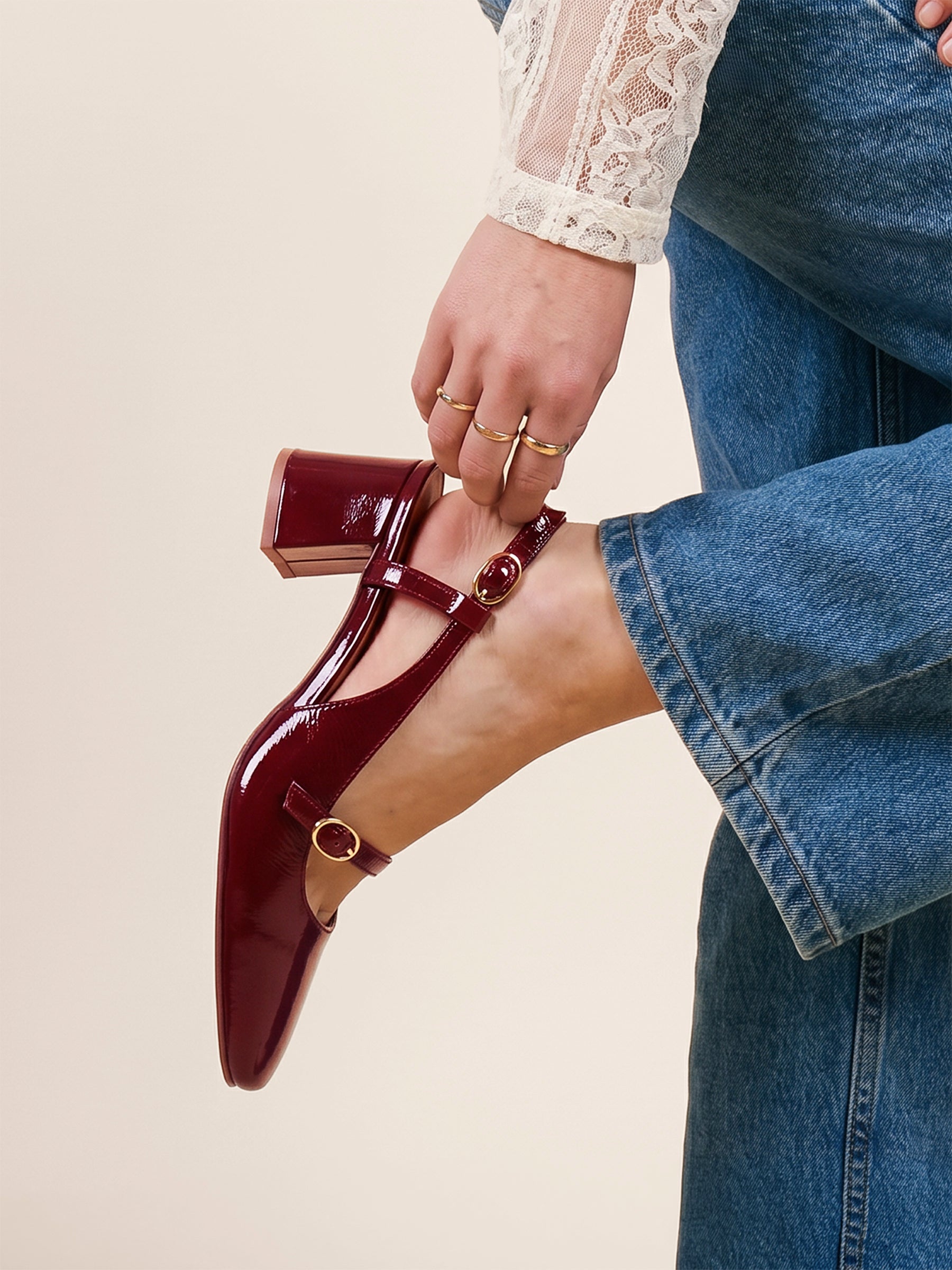photo vue portée escarpins slingback cuir vernis bordeaux jules jenn