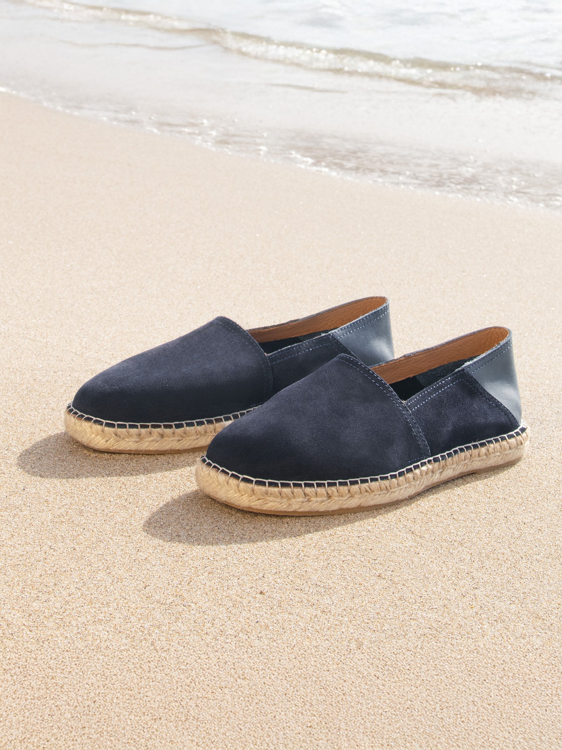 vue posée espadrilles homme cuir daim bleu jules & jenn