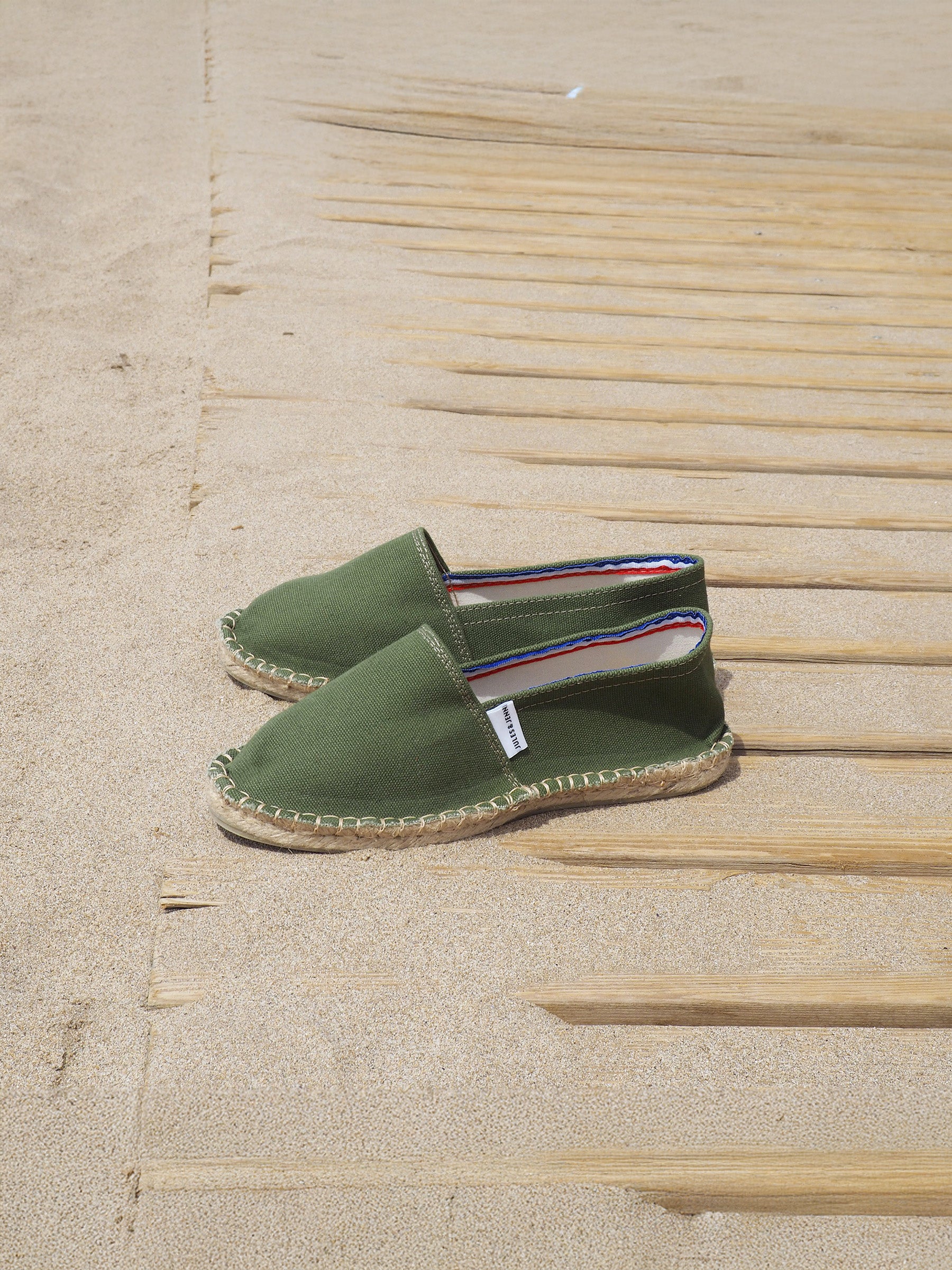 vue posée espadrilles toile coton recycle kaki jules & jenn