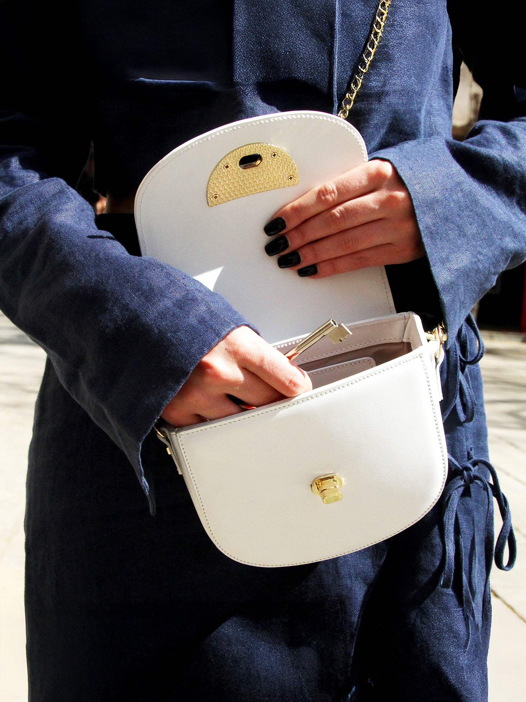 vue portée sac mini sac cuir blanc jules & jenn