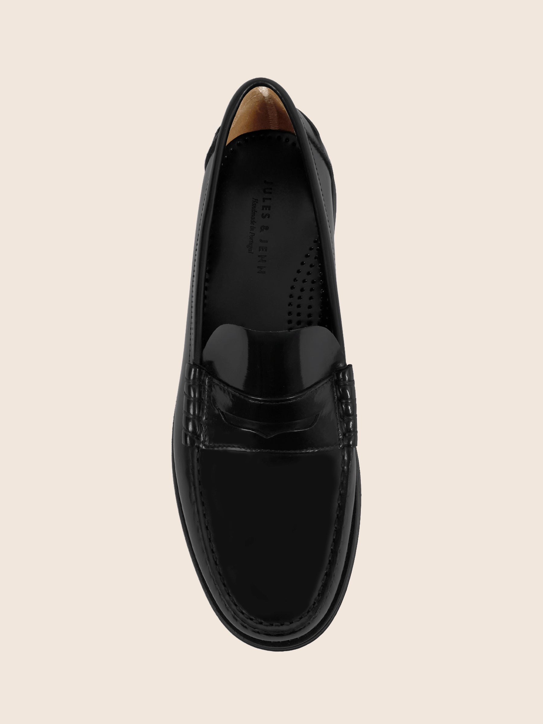 photo vue dessus mocassins college cuir glacé noir jules & jenn