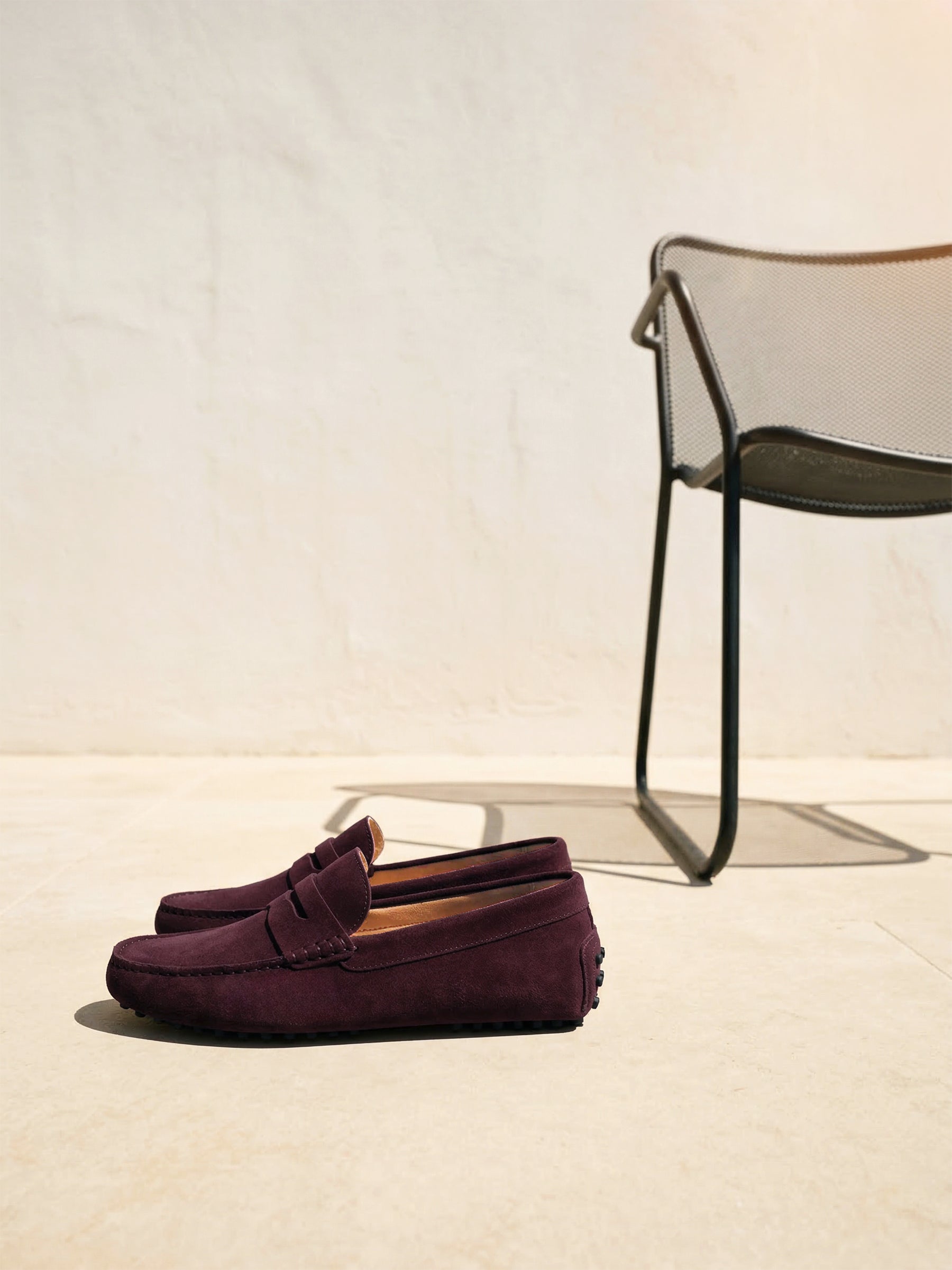 photo vue posée mocassins cuir daim bordeaux jules jenn