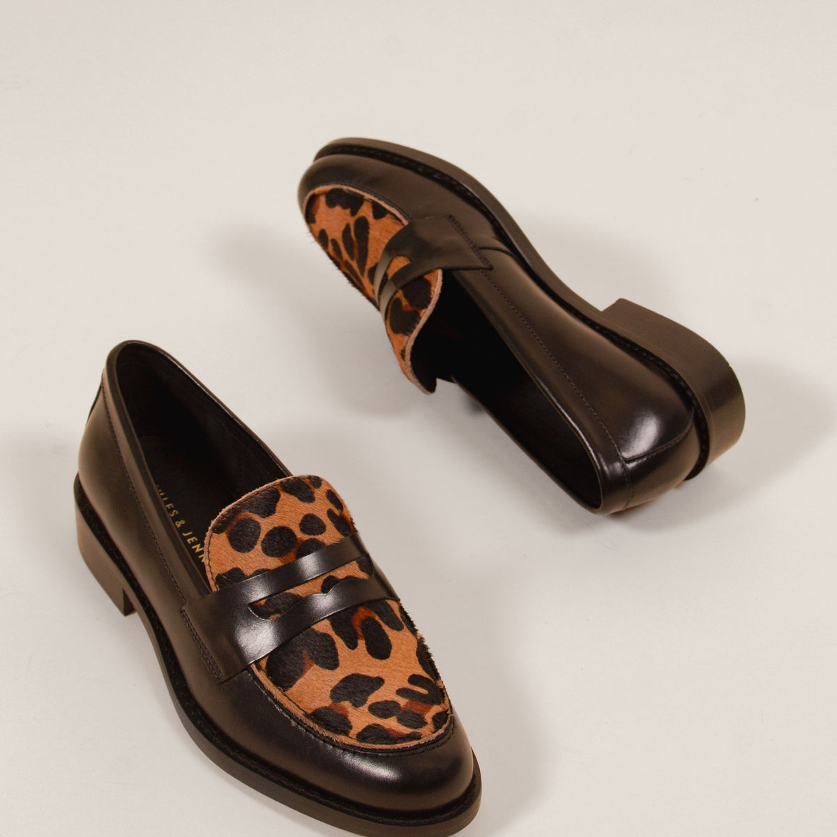 Chaussures Mocassin Leopard Cuir Mocassins Cuir Noir Léopard JULES