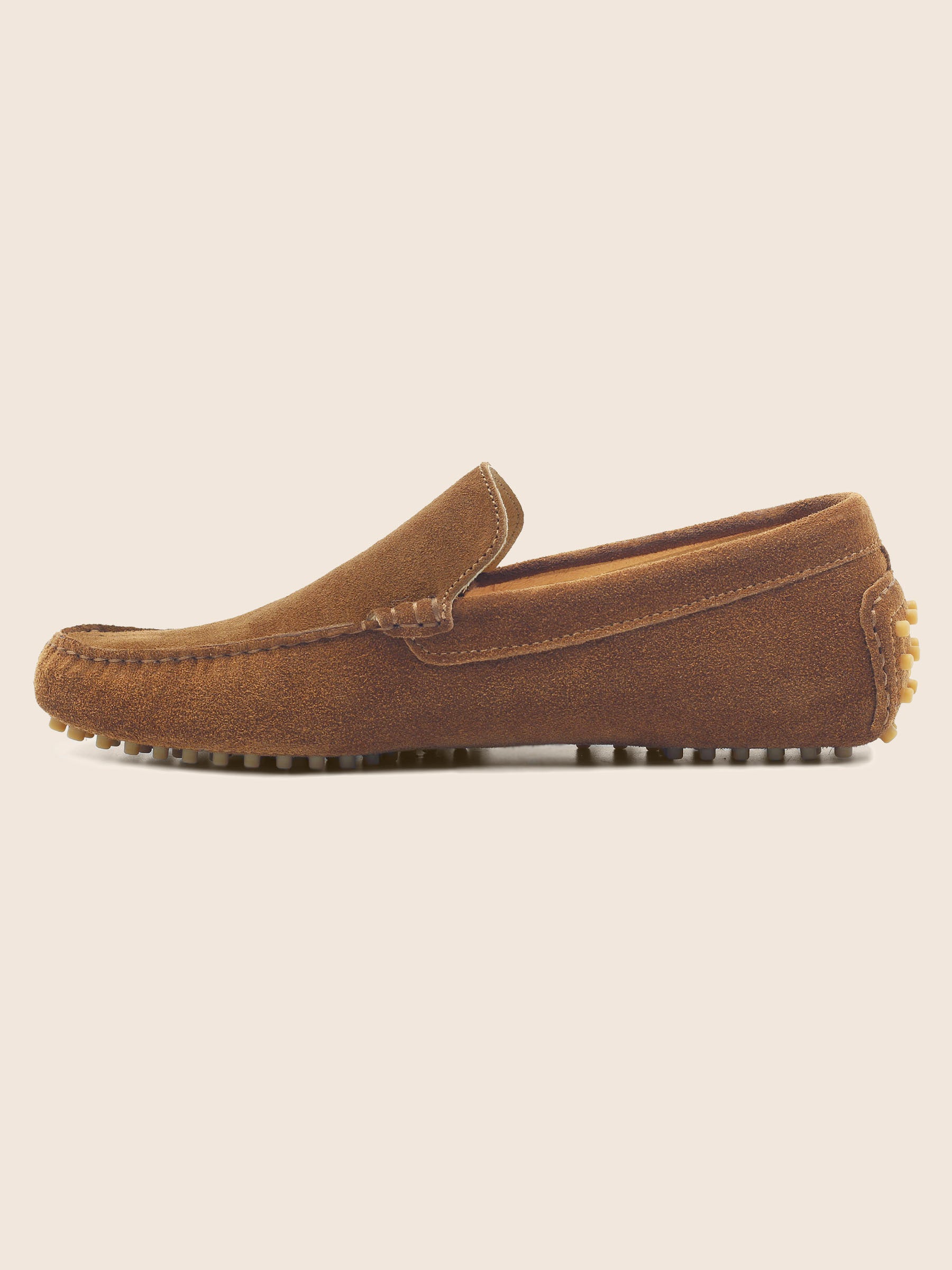 vue interieur mocassins homme cuir daim cognac