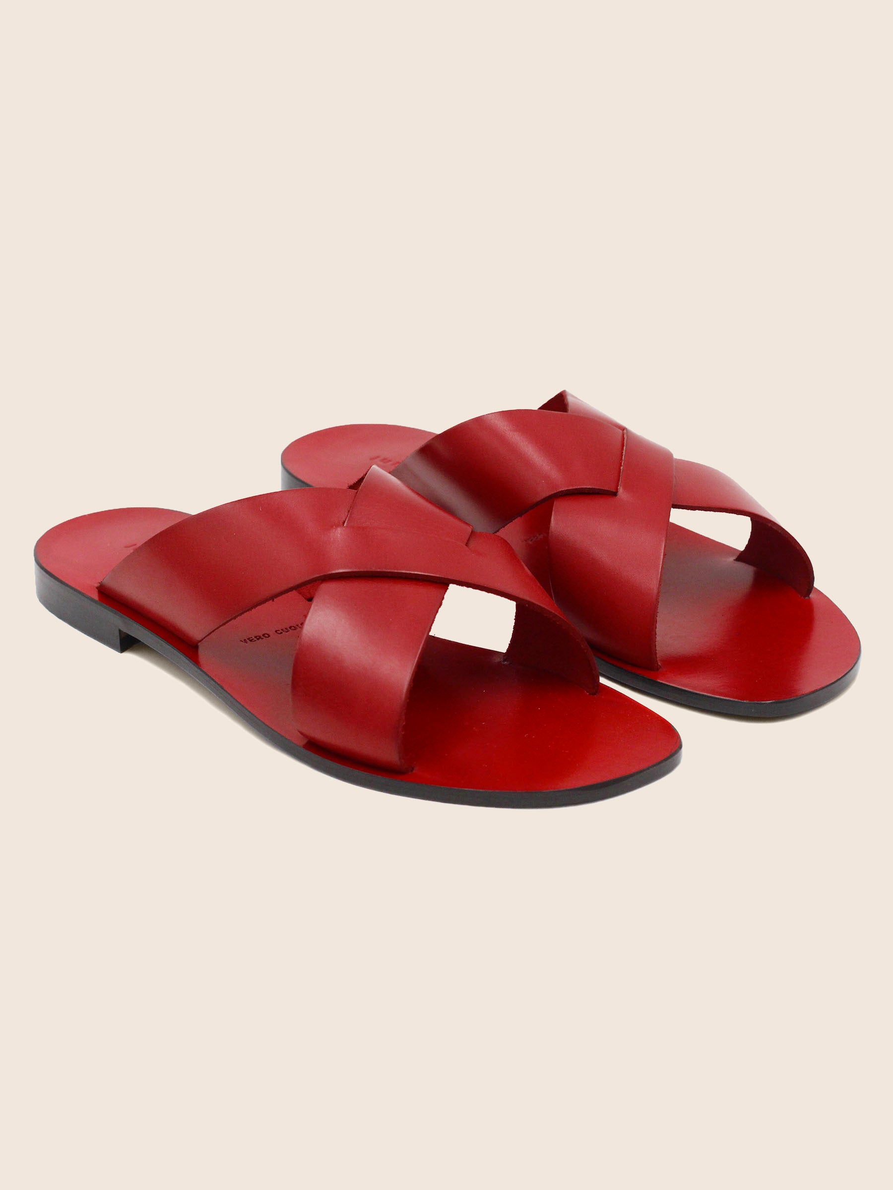 mules plates cuir rouge jules & jenn