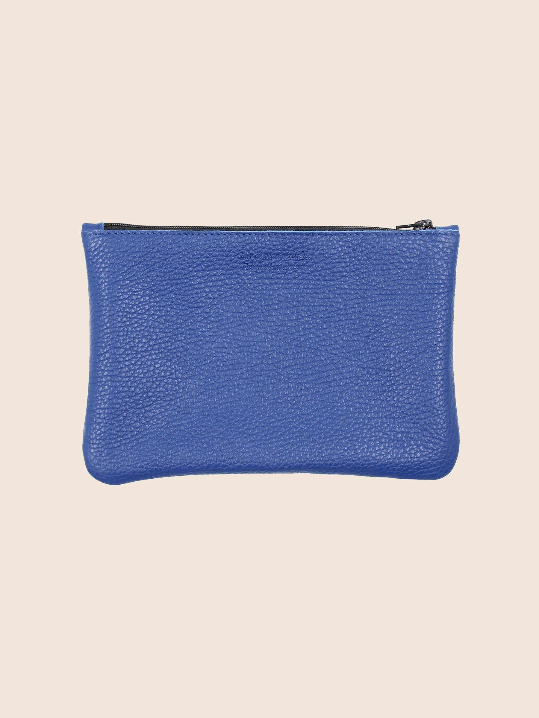 vue arriere pochette cuir graine upcycle bleu moyen modele jules & jenn