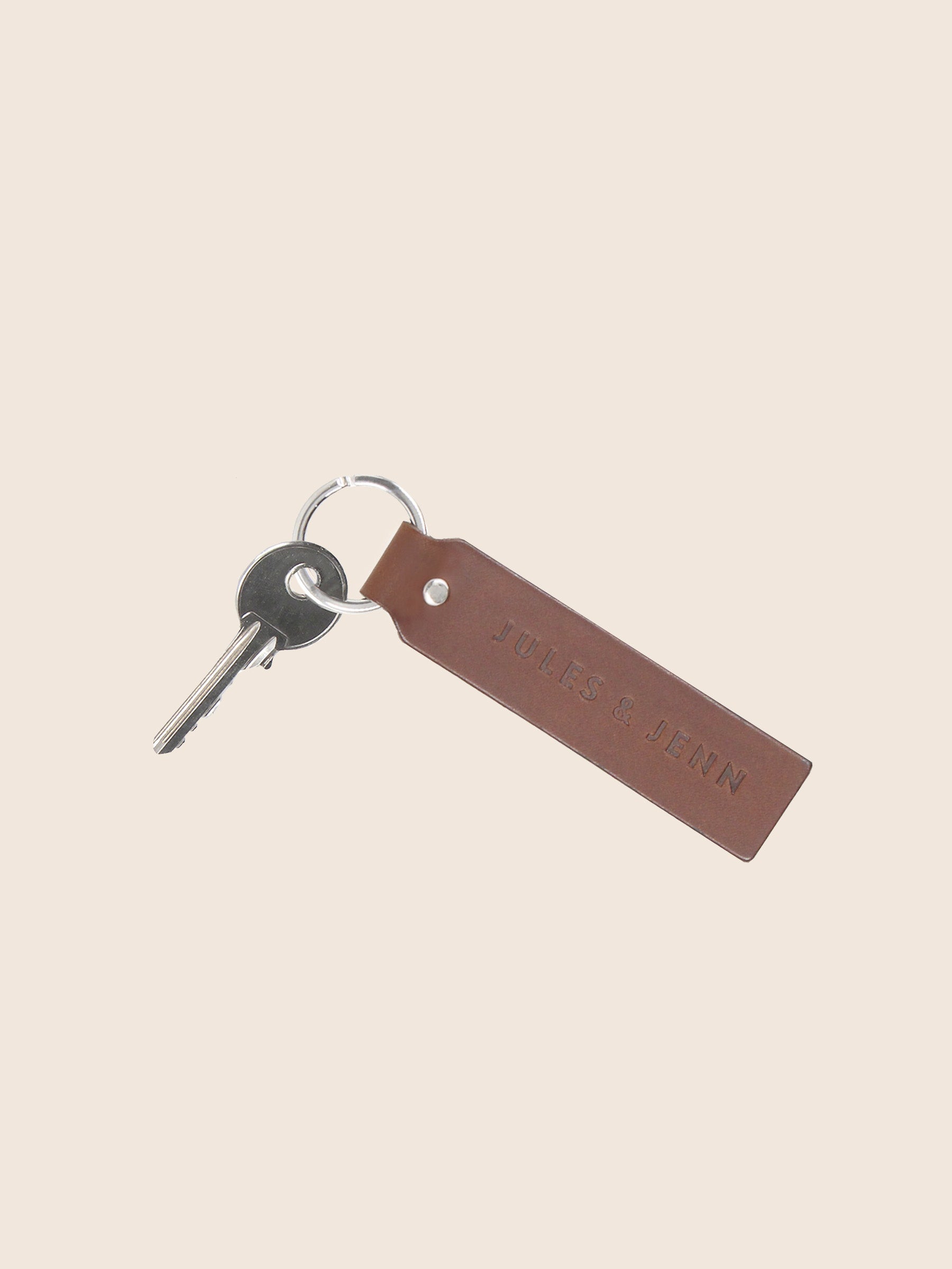 porte cles grave cuir upcycle cognac jules & jenn