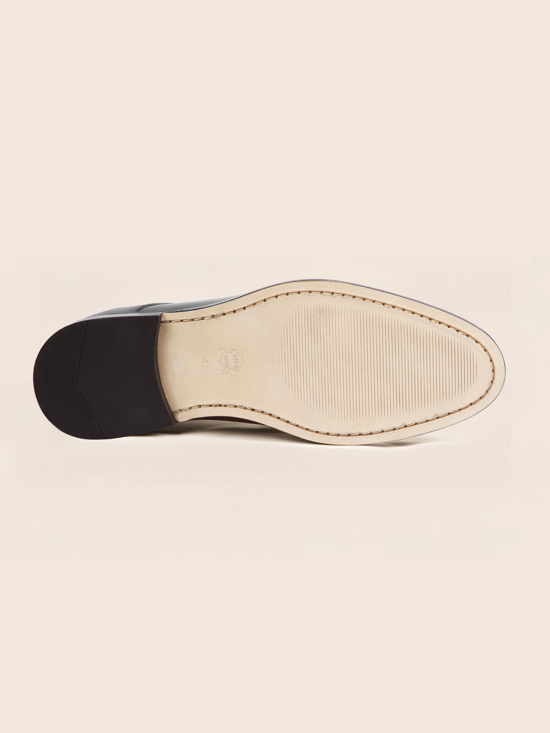vue dessous richelieu cuir noir jules jenn