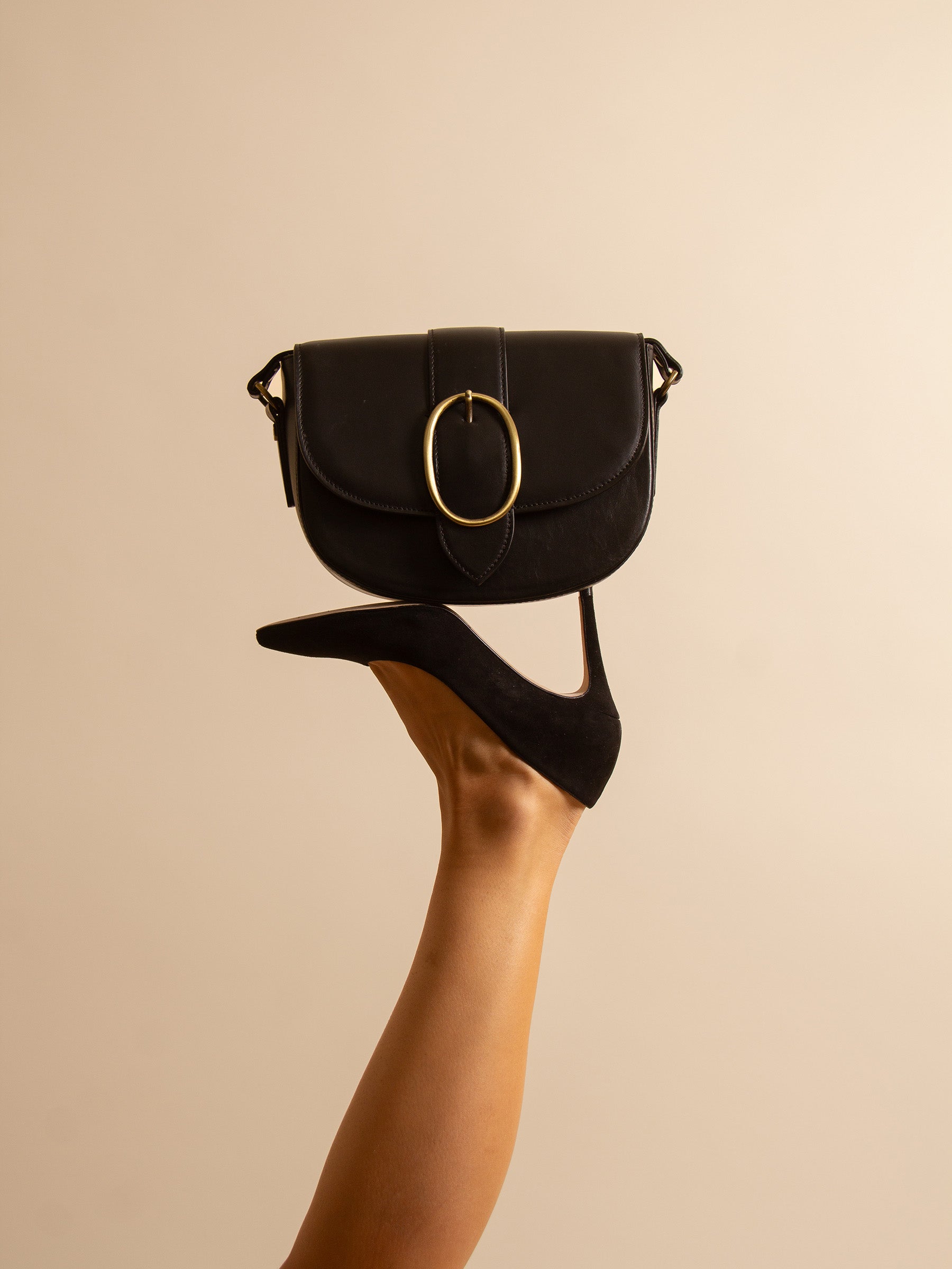 vue posée sac boucle cuir noir jules & jenn
