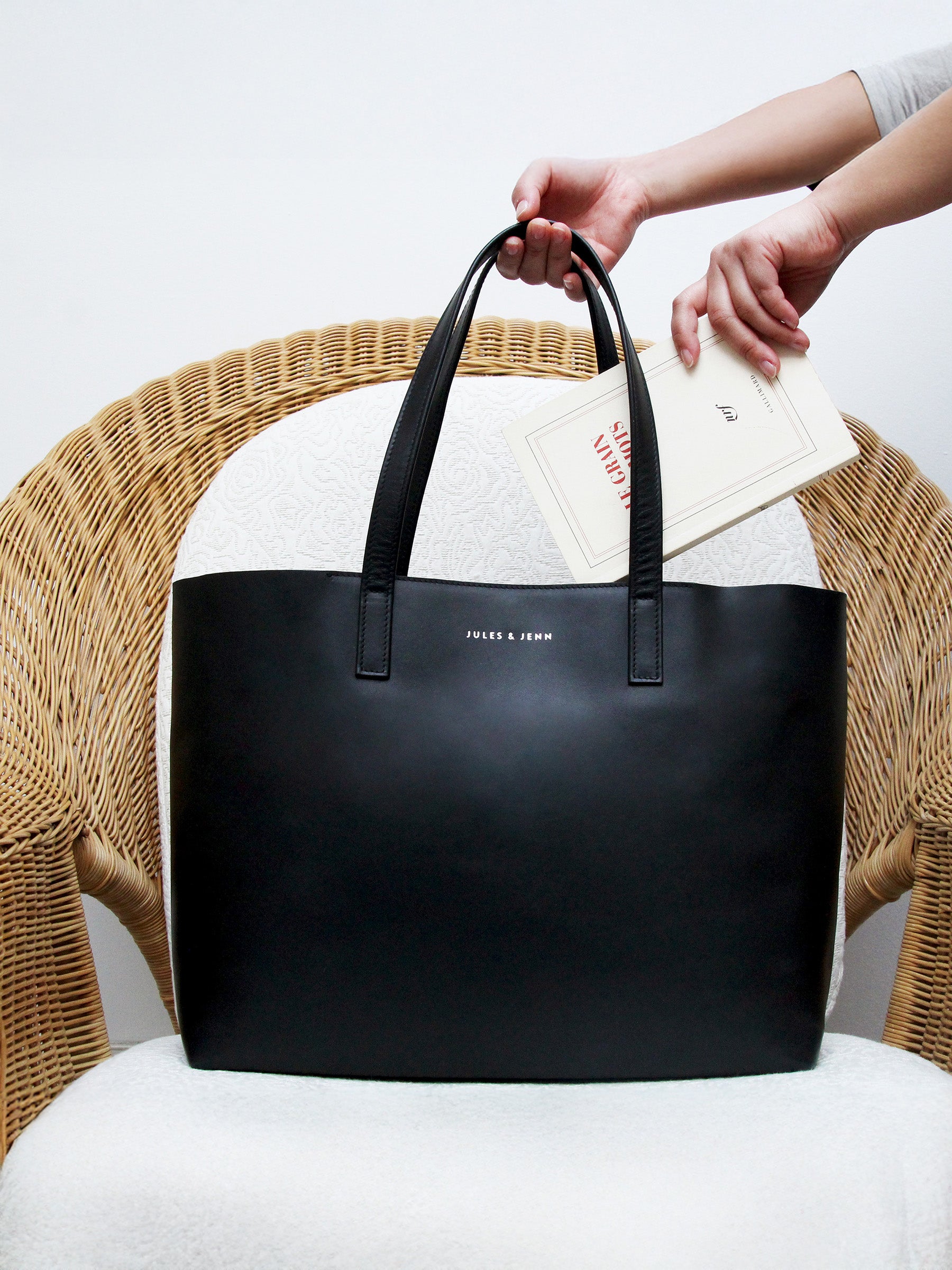 vue posée sac cabas cuir noir jules & jenn