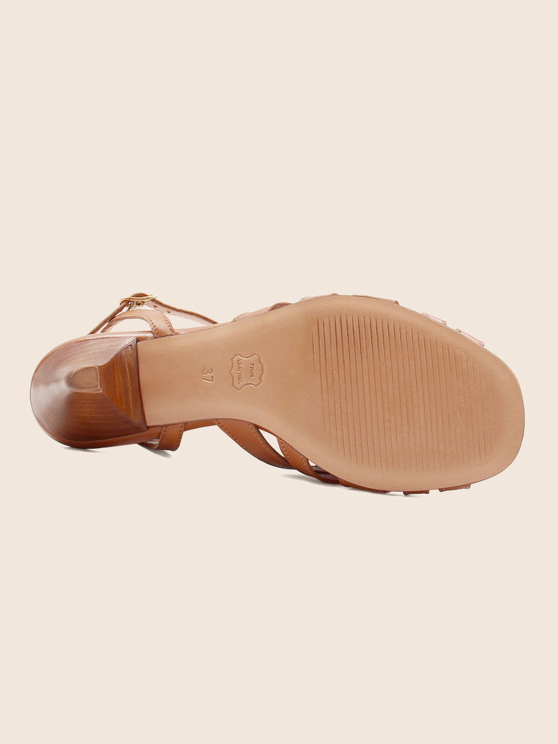 Sandales moyen talon brides camel