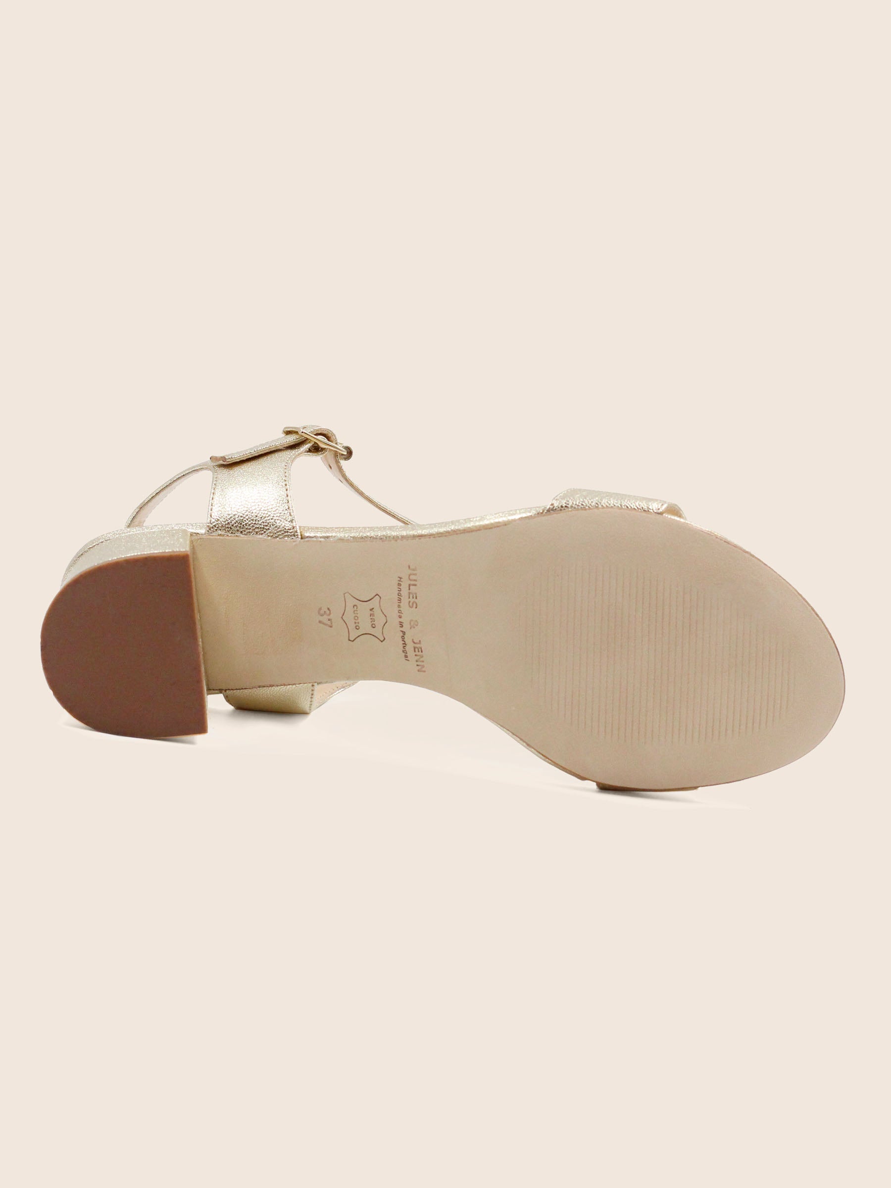 vue dessous sandales moyen talon cuir metallise dore jules & jenn