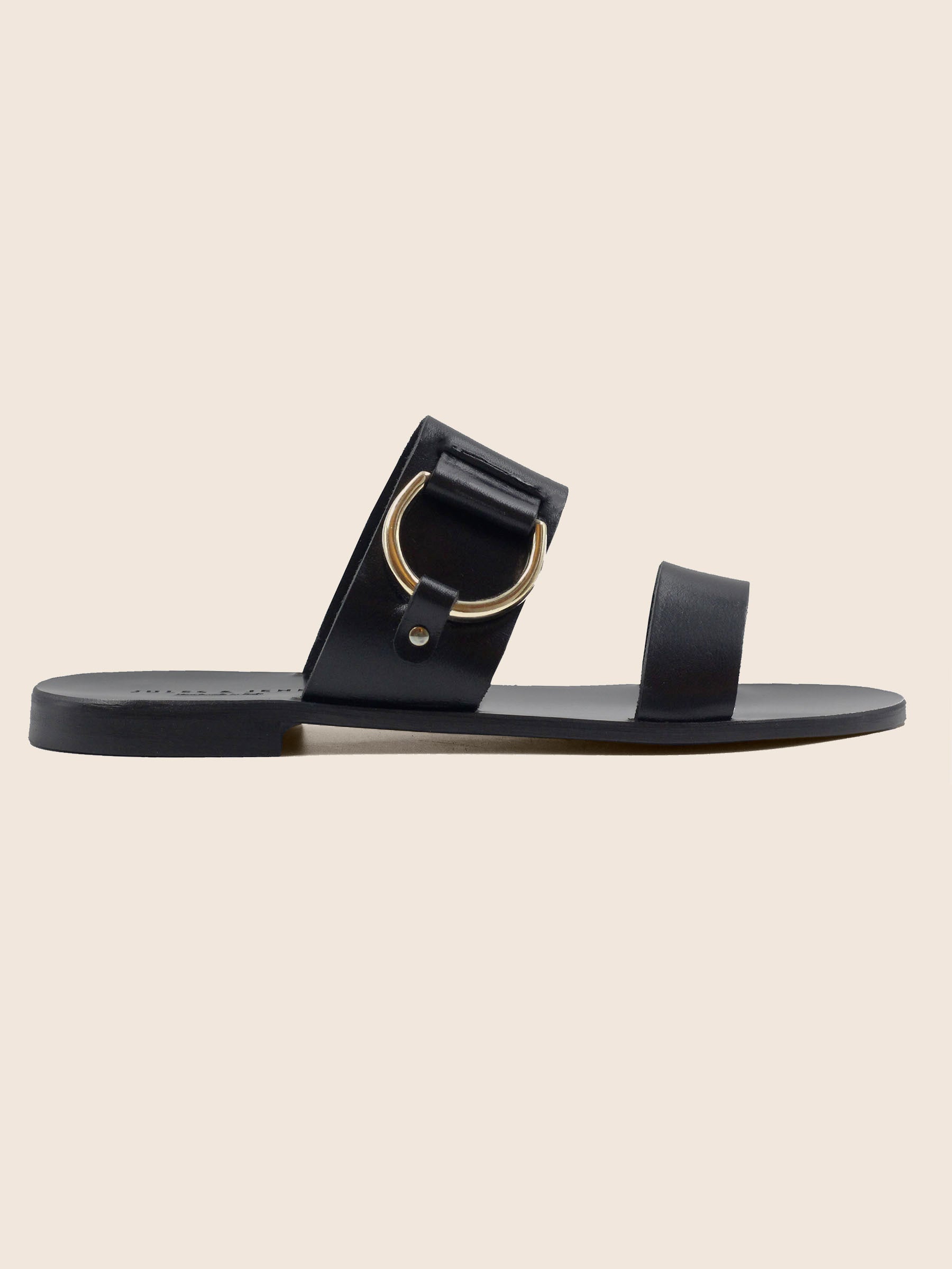 vue exterieur sandales plates boucle cuir noir jules & jenn