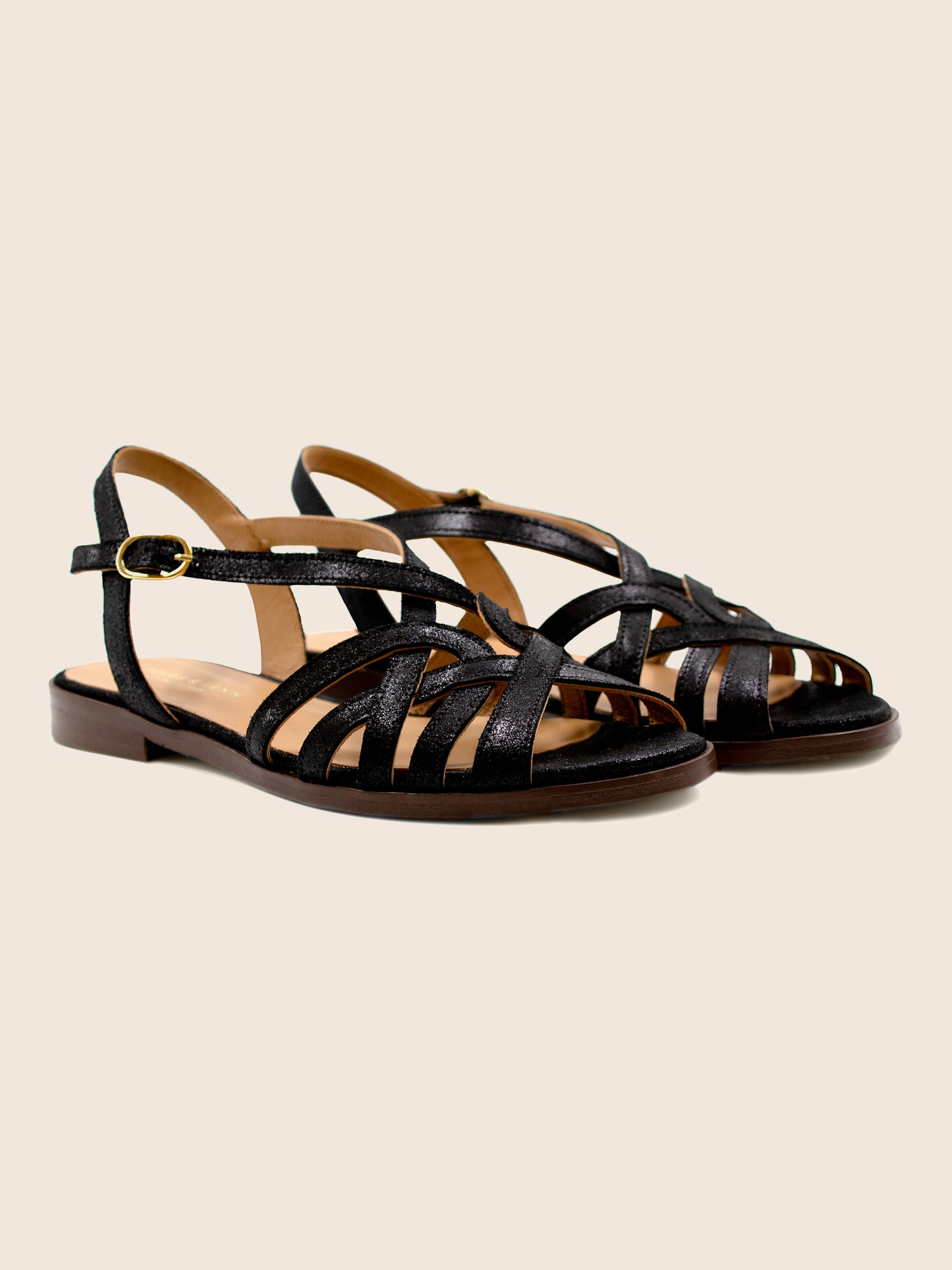 sandales plates brides cuir metallise noir jules jenn