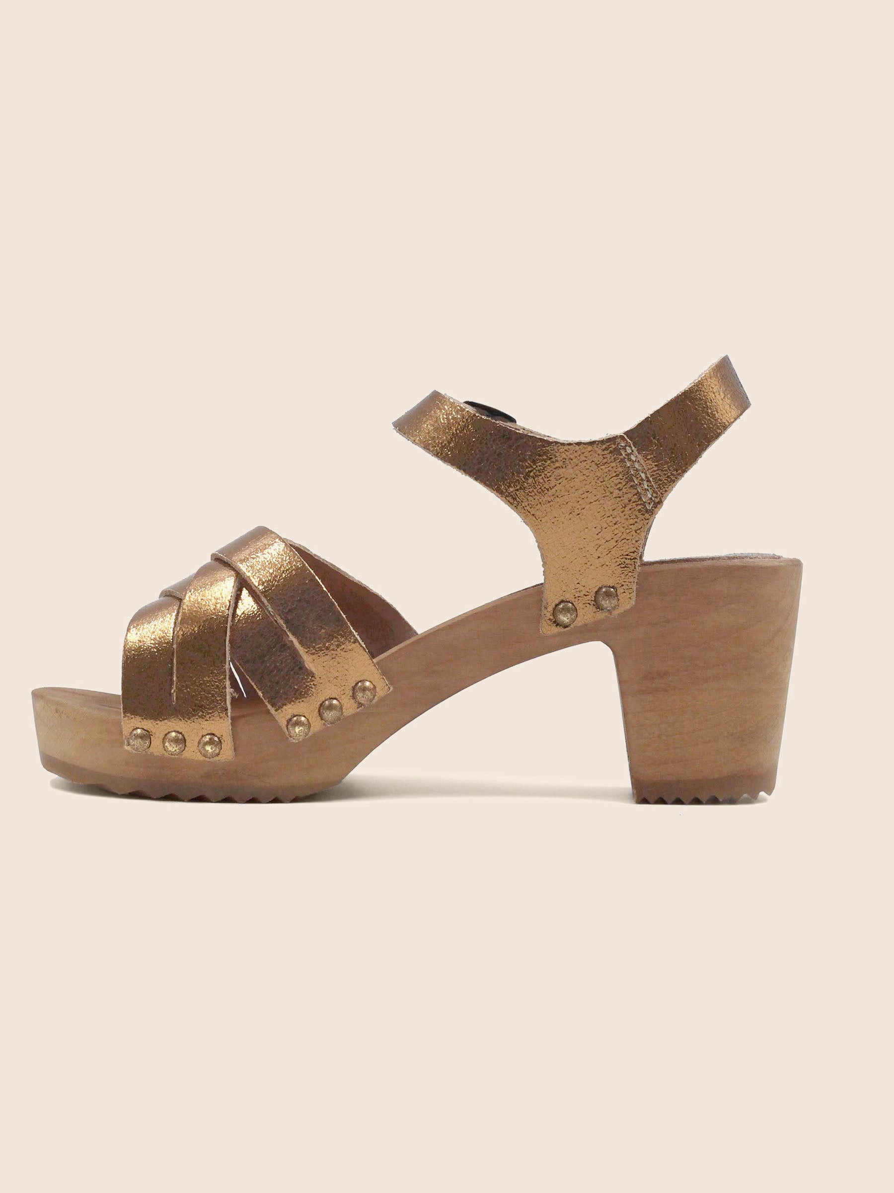 vue interieure sandales talon bois cuir metallise bronze jules & jenn