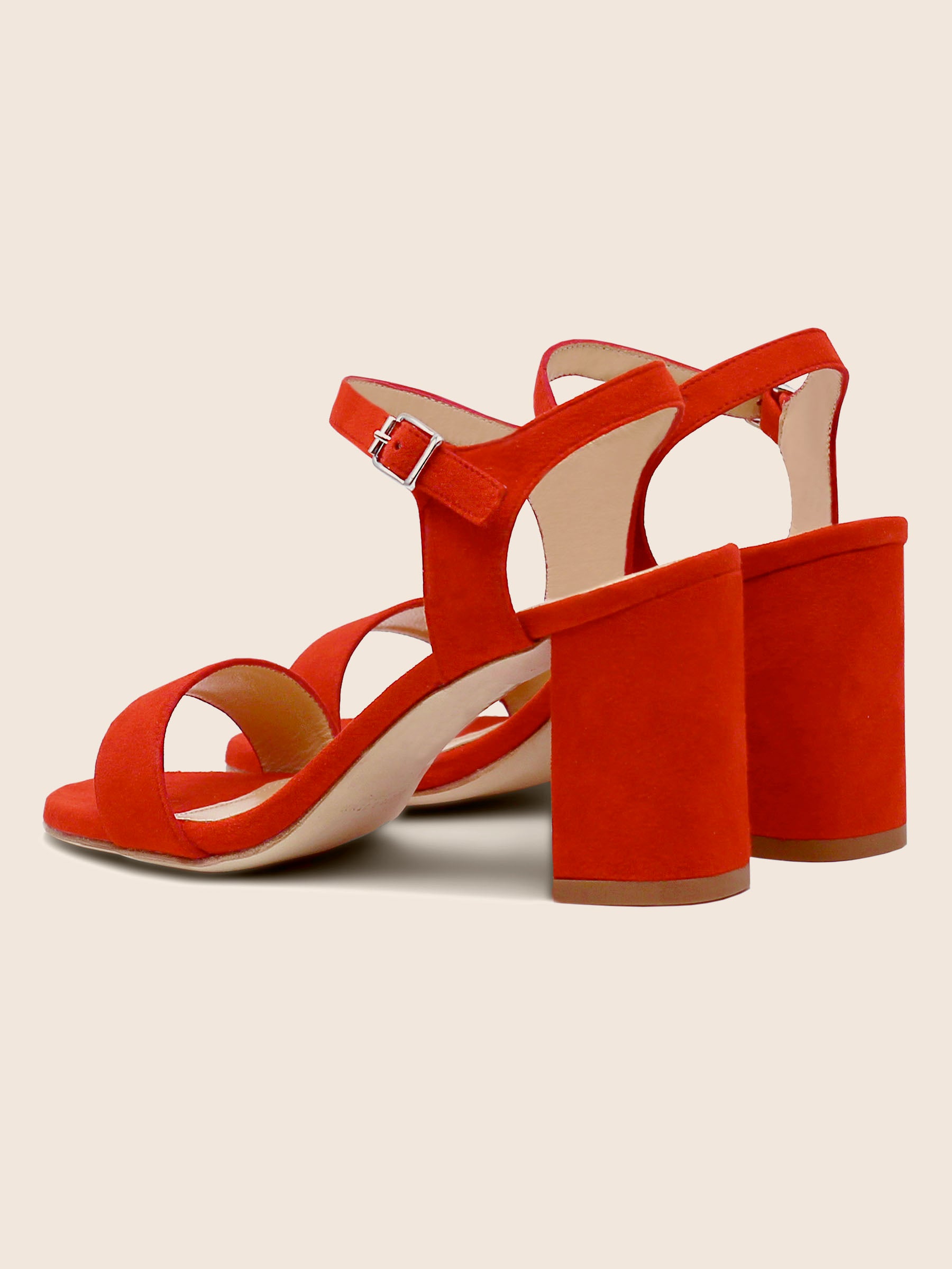 vue arriere sandales talon cuir daim rouge jules & jenn