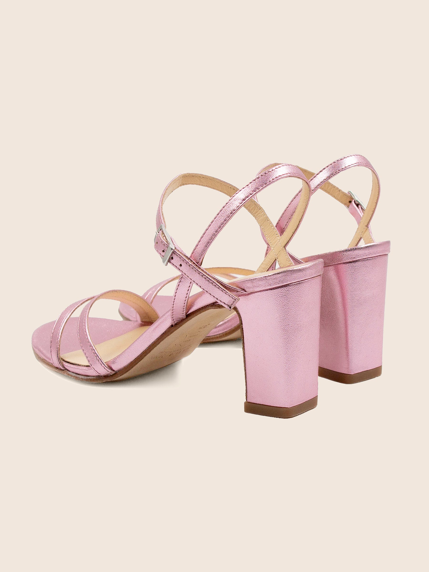 vue arriere sandales talon epurees cuir metallise rose jules jenn