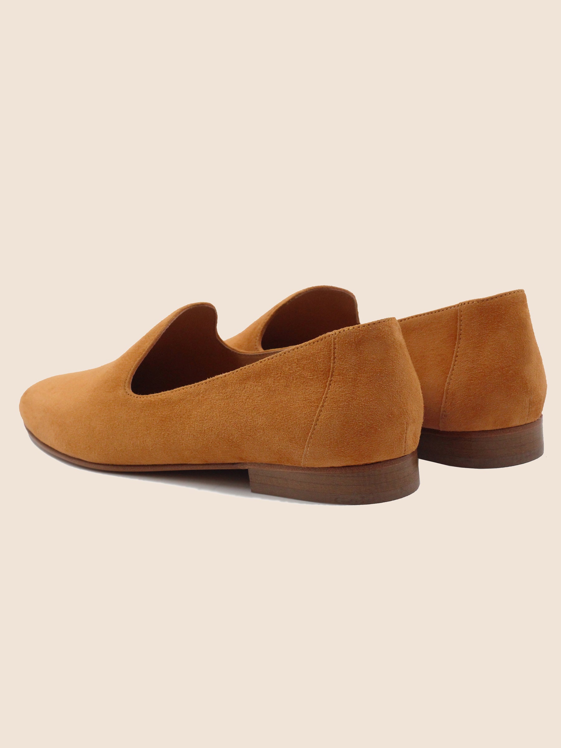 vue arrière slippers classiques cuir daim camel jules jenn