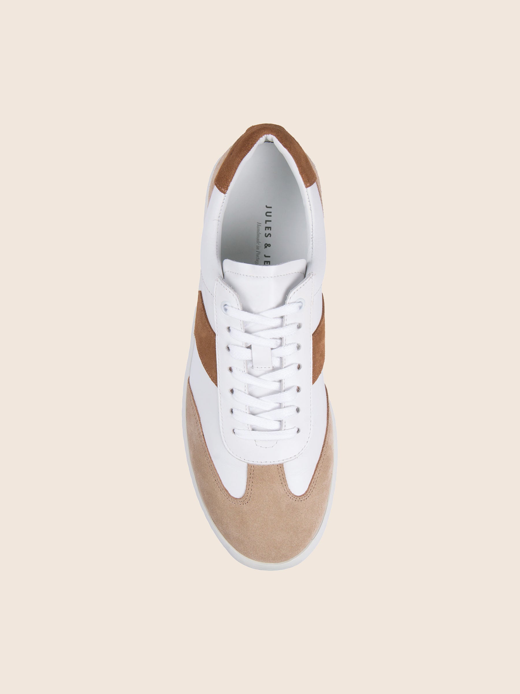 vue dessus tennis lacet cuir blanc camel jules & jenn