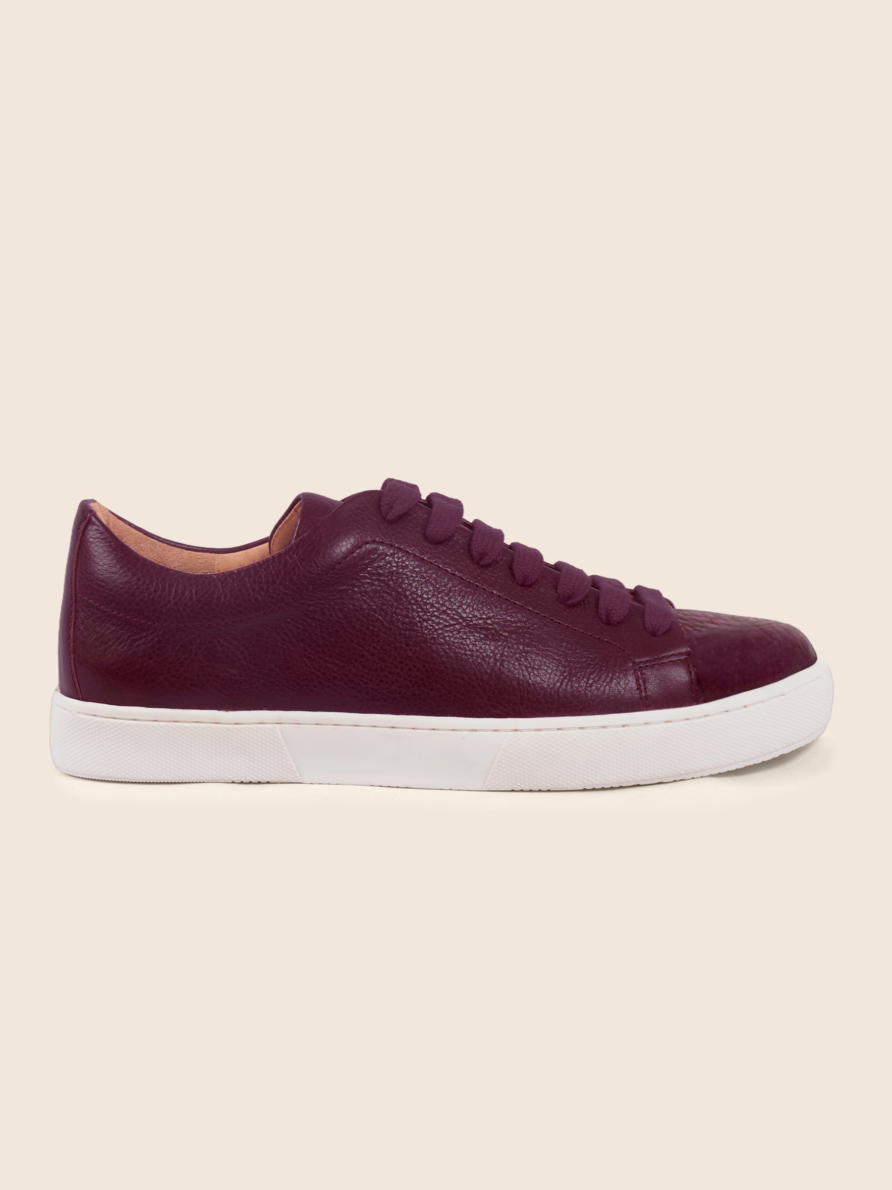 photo vue profil tennis lacet cuir graine bordeaux jules jenn