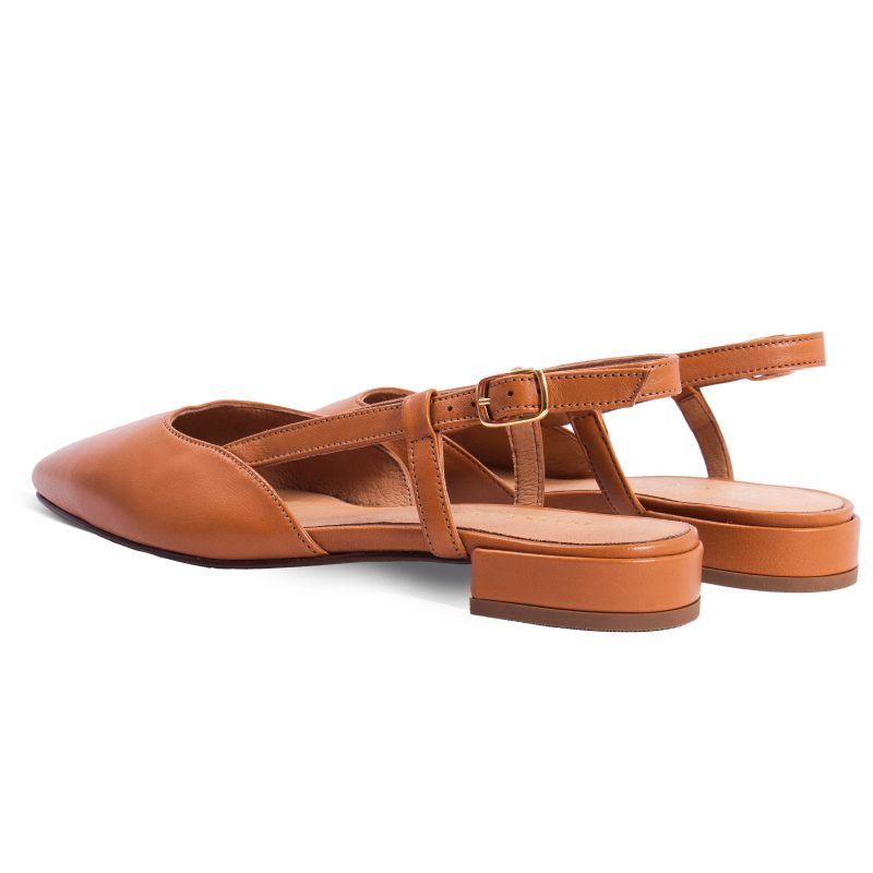 vue arriere ballerines slingback cuir camel jules & jenn